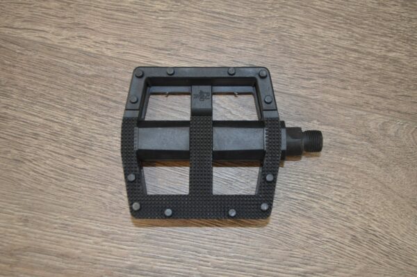 Pedale platforma mare PVC ax 14mm negru Krypton-X