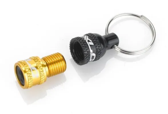 Breloc XLC cu adaptor valva AV la DV/ SV black/gold