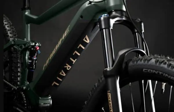 e-bike Haibike AllTrail 4 29 i630Wh 11-G Deore 2023 matte green metal gold black M - imagine 4