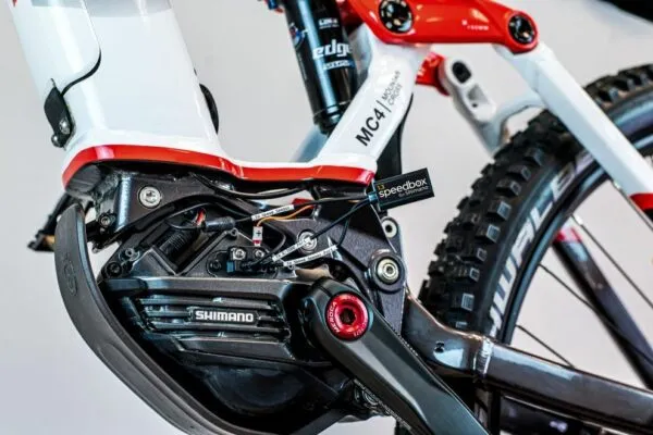 SpeedBox 1.3 pentru Shimano EP8 ETP (E Tube port) - imagine 3
