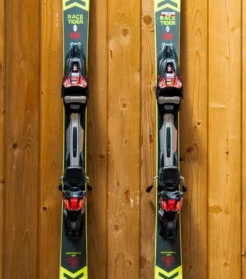 Schi SH XX VOLKI RACE TIGER 127-68-103 160 cm R11.8 - imagine 2