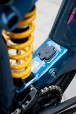 e-bike Haibike NDURO 8 Freeride i720Wh 12-G GX Eagle 2023 S glossy navy pink aqua titan - imagine 17
