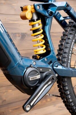 e-bike Haibike NDURO 8 Freeride i720Wh 12-G GX Eagle 2023 XL glossy navy pink aqua titan - imagine 13