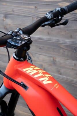 e-bike Haibike AllMtn 7 i720Wh 12-G GX Eagle 2023 matte red black neon S - imagine 15
