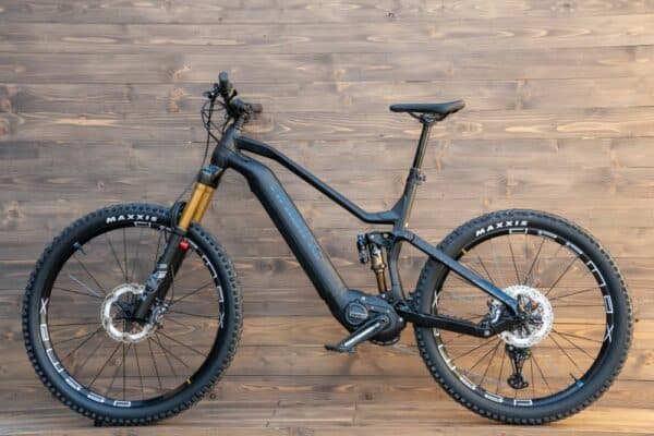 e-bike Haibike AllMtn 10 i720Wh 12-G XT 2023 matte gloss black ink L - imagine 3