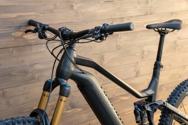 e-bike Haibike AllMtn 10 i720Wh 12-G XT 2023 matte glossy black ink XL - imagine 13