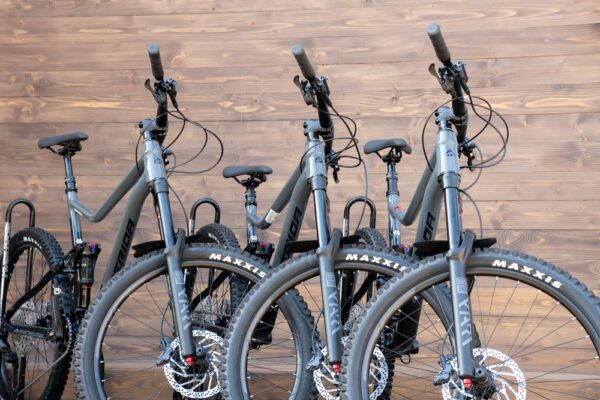 Bicicleta  MeridaOne Sixty 400 L Grey Sparkling Black /22-23 mo
