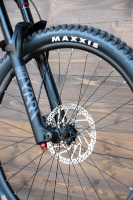 Bicicleta  MeridaOne Sixty 400 L Grey Sparkling Black /22-23 mo - imagine 5
