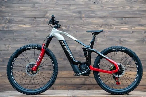 e-bike Haibike AllMtn CF SE i750Wh 12-G X01 AXS Eagle S gloss black grey red chrome - imagine 3