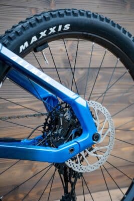 e-bike Haibike AllMtn CF 9 i750 12-G NX Eagle XL gloss fade blue white - imagine 12