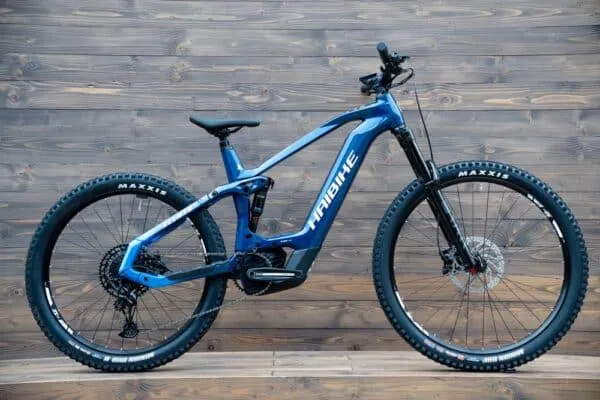 e-bike Haibike AllMtn CF 9 i750 12-G NX Eagle XL gloss fade blue white - imagine 2