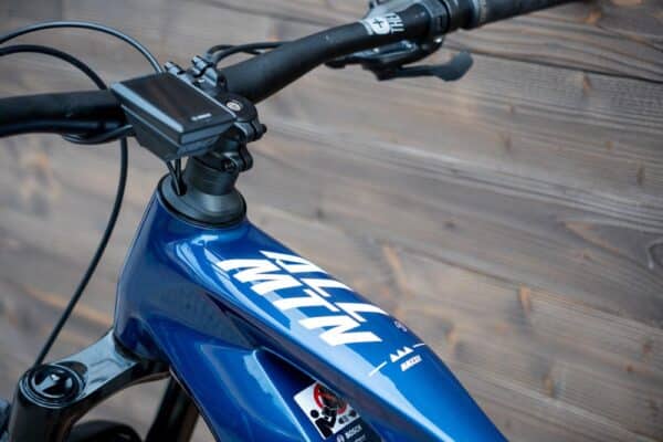 e-bike Haibike AllMtn CF 9 i750 12-G NX Eagle XL gloss fade blue white - imagine 3