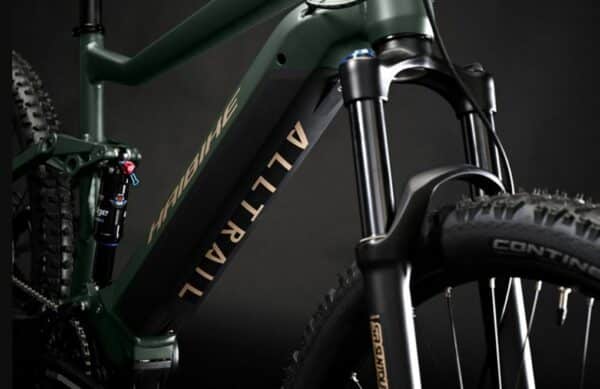 e-bike Haibike AllTrail 4 29 i630Wh 11-G Deore 2023 matte green metal gold black XL - imagine 4