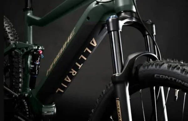 e-bike Haibike AllTrail 4 29 i630Wh 11-G Deore 2023 matte green metal gold black XL - imagine 4