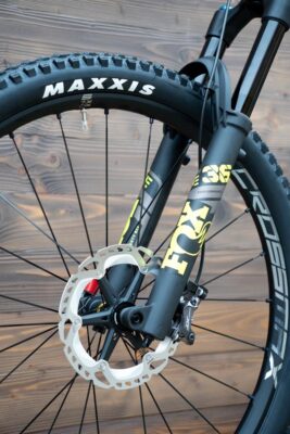 e-bike Haibike LYKE CF 11 12-G XT i430Wh 2024 L GL carbon sand - imagine 4