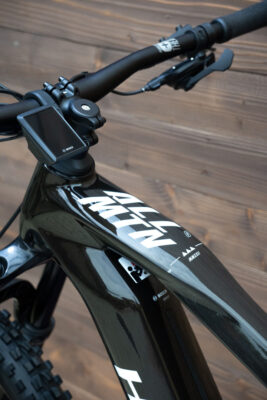 e-bike Haibike AllMtn CF 8 i750Wh 12-G SX Eagle S gloss black white - imagine 4