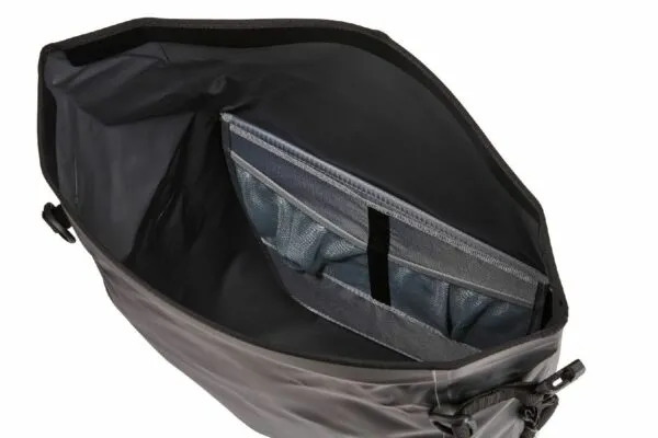 Genti pentu bicicleta Thule Shield Pannier 25 L 2-pack blue - imagine 4