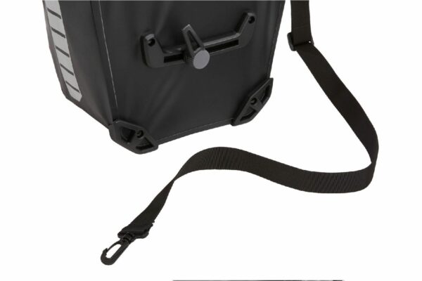Genti pentu bicicleta Thule Shield Pannier 25 L 2-pack blue - imagine 5