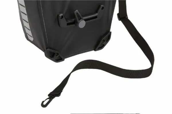 Genti pentu bicicleta Thule Shield Pannier 25 L 2-pack blue - imagine 5