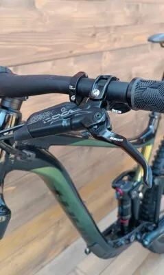 Bicicleta Second Hand Giant Reign verde negru Rock - marime L - imagine 11