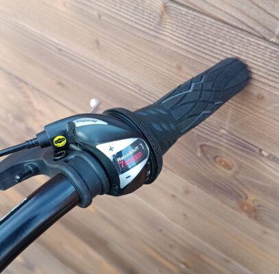 Bicicleta Capriolo 24 ZED cu cadru din aluminiu black blue orange 13 - imagine 9